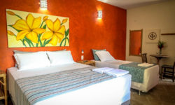 pousada-catamara-brasil-ilhabela-10 Suíte Bonete - Quarto Triplo - Pousada Catamarã Brasil em Ilhabela